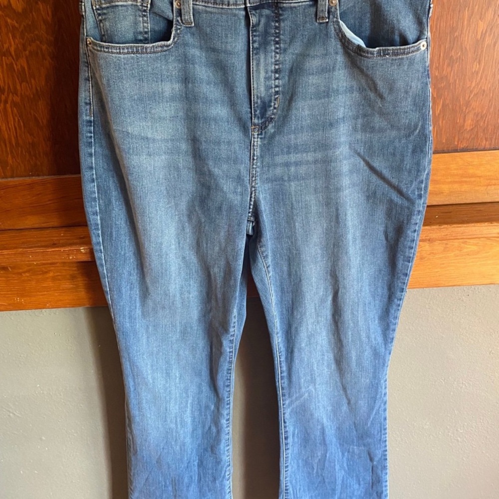 Banana Republic High-Rise Bootcut Jeans - Denim Blue